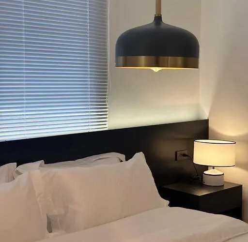 Villa 曼谷市中心素坤逸四卧别墅---牛仔街附近 Bangkok