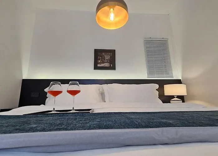 Villa 曼谷市中心素坤逸四卧别墅---牛仔街附近 Bangkok
