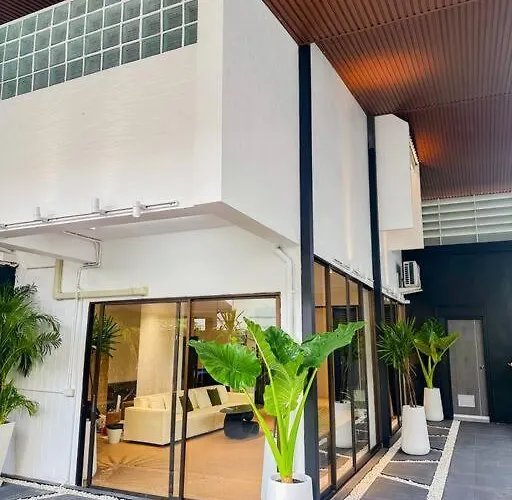 Villa 曼谷市中心素坤逸四卧别墅---牛仔街附近 *
