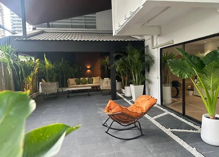 Villa 曼谷市中心素坤逸四卧别墅---牛仔街附近
